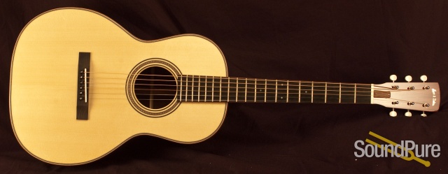 Huss and Dalton 00 Custom Englemann/Cocobolo #2768 - USED! MINT — image 1