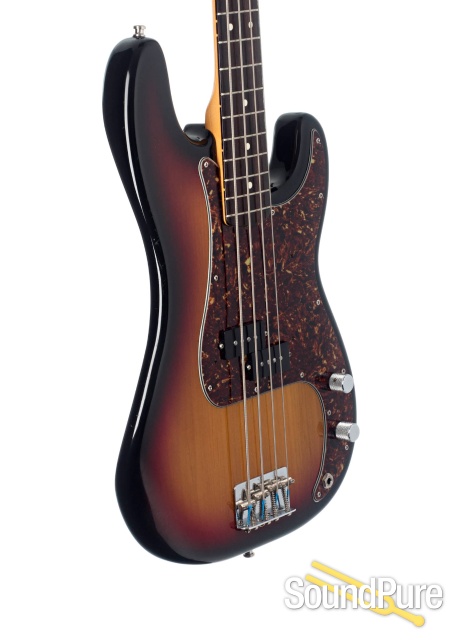 Fender American Vintage '62 P-Bass Sunburst #V145638 - Used — image 3