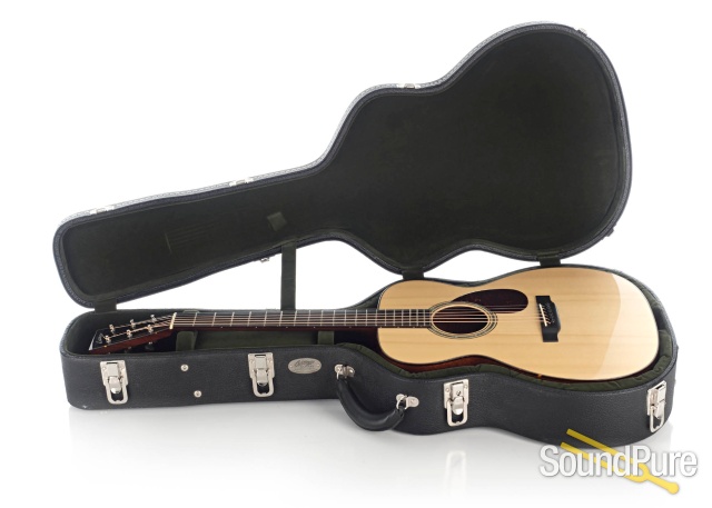 Collings OM3 German Spruce/Mahogany Acoustic #20010 - Used — image 5