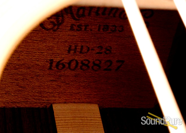 Martin HD-28 Sitka/Rosewood Acoustic Guitar #1608827 - Used — image 4