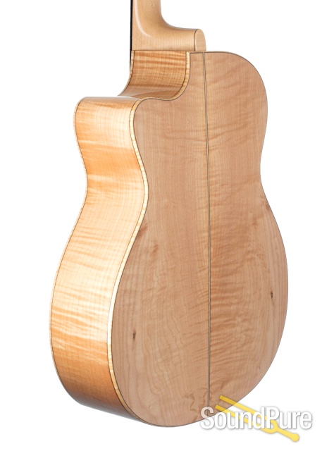 Goodall MGCC Engelmann/Curly Maple Grand Concert #946 - Used — image 2