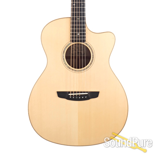Goodall MGCC Engelmann/Curly Maple Grand Concert #946 - Used — image 1