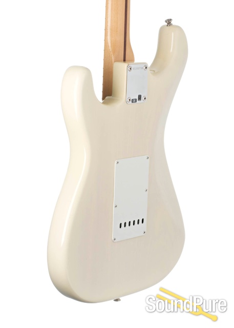 Fender AVRI '56 Strat Aged White Blonde #V1200750 - Used — image 2