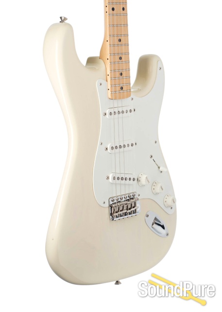 Fender AVRI '56 Strat Aged White Blonde #V1200750 - Used — image 3