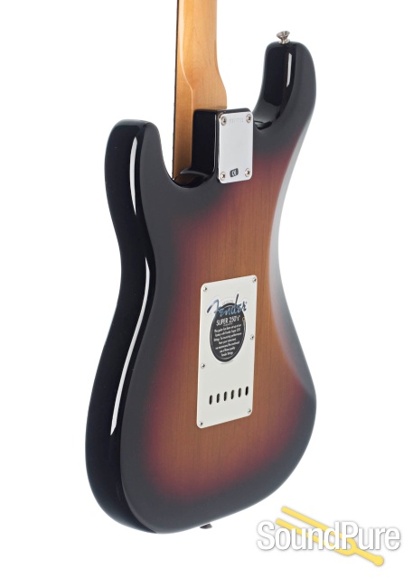 Fender Am Vintage '62 Strat 3-Color Sunburst #V149781 - Used — image 2