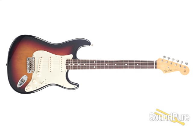 Fender Am Vintage '62 Strat 3-Color Sunburst #V149781 - Used — image 8