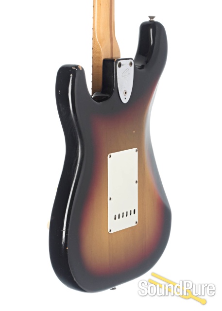 Fender 1976 Stratocaster Sunburst Electric Guitar #554633 — image 3