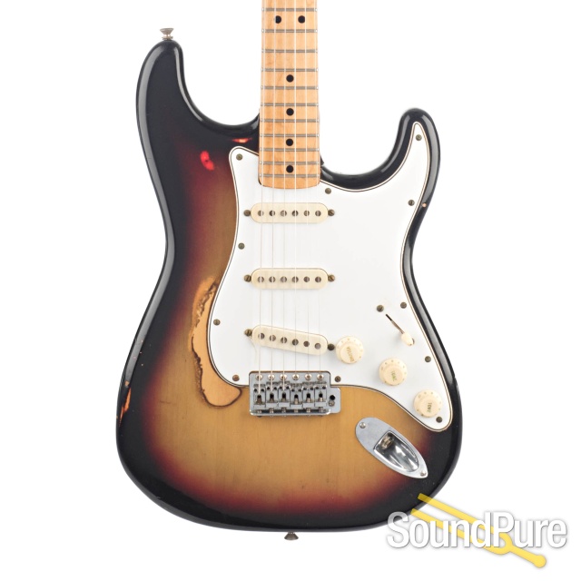 Fender 1976 Stratocaster Sunburst Electric Guitar #554633 — image 1