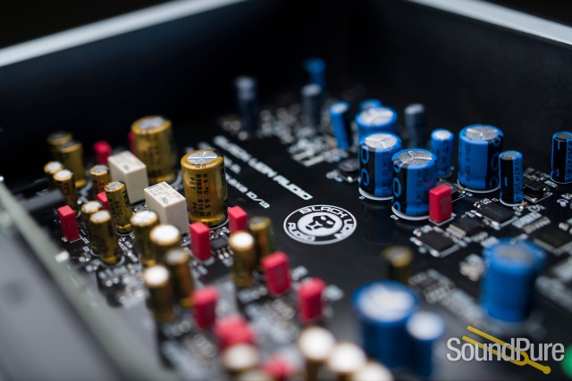 Black Lion Revolution 2x2 Portable Audio Interface — image 2