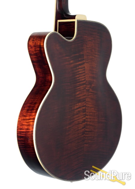 Eastman AR805CE Spruce/Maple Archtop Guitar #0426 - Used — image 3
