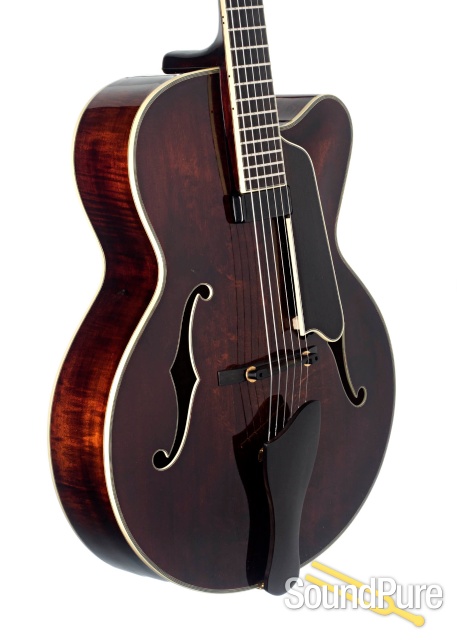 Eastman AR805CE Spruce/Maple Archtop Guitar #0426 - Used — image 4