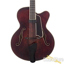 Eastman AR805CE Spruce/Maple Archtop Guitar #0426 - Used