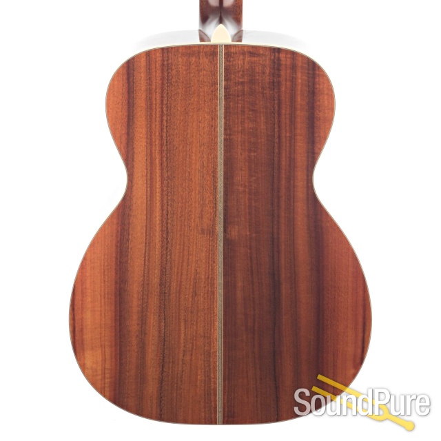 Bourgeois 00 - 12 Fret Coupe White Spruce/Koa #8536 - Used — image 8