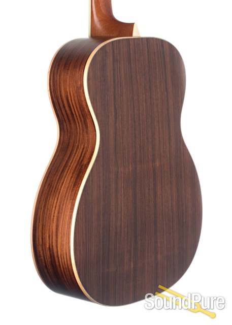 Larrivee OM-03 Sitka/Rosewood Acoustic Guitar #112243 - Used — image 2