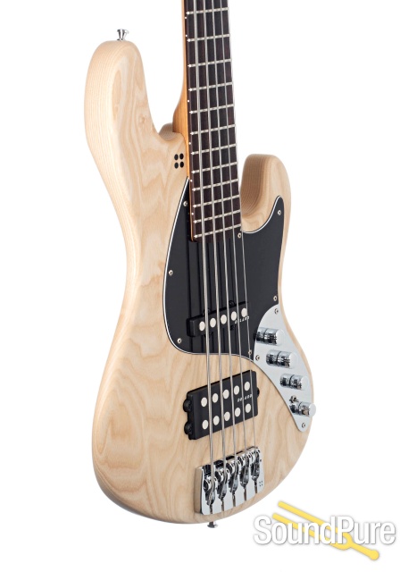 Sandberg California TM5 Natural Matte 5-String Bass #38082 — image 4