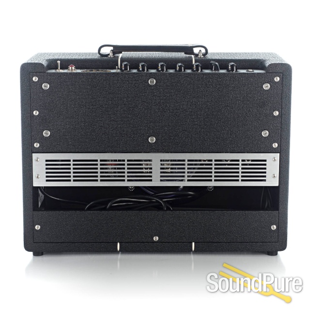 Carr Amplifiers Super Bee 10W 1x10 Combo Amp, Black — image 2