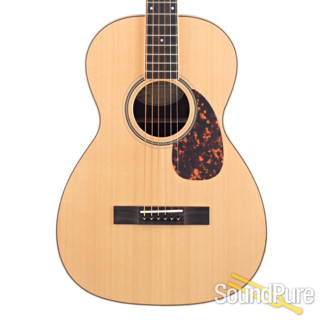 Larrivee 00-03R Sitka/IRW Acoustic Guitar #131461 - Used — image 1