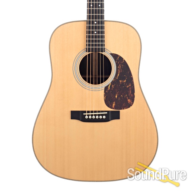 Martin HD-28 Sitka/Rosewood Acoustic Guitar #987052 - Used — image 1