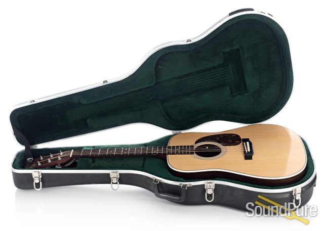 Martin HD-28 Sitka/Rosewood Acoustic Guitar #987052 - Used — image 4