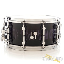 Sonor 7x14 SQ2 Medium Beech Snare Drum- Violet Tribal Sonor 7x14 SQ2 Medium Beech Snare Drum- Violet Tribal