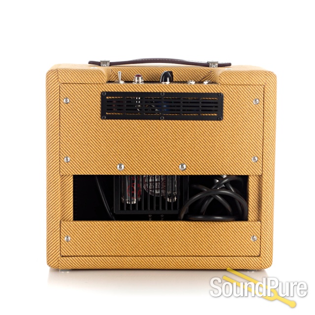 Fender '57 Custom Champ 5w 1x8" Combo Amp #AB 043165 - Used — image 3