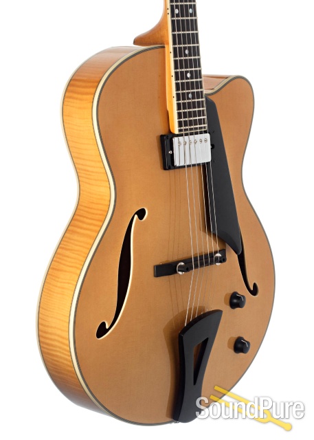 Comins GCS-16-1 Vintage Blond Archtop Guitar #118105 — image 3
