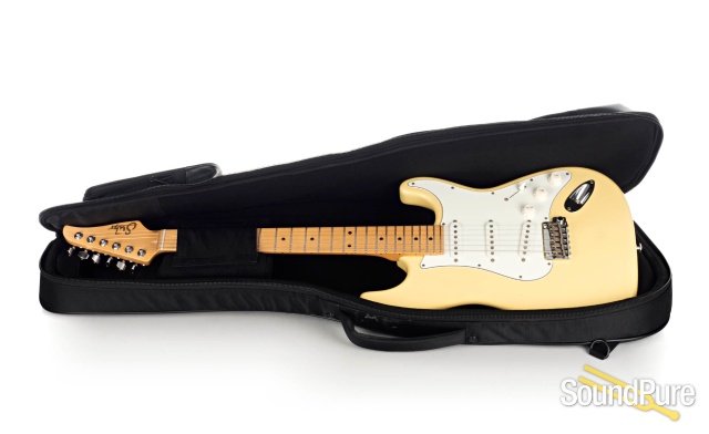 Suhr Classic S Antique Vintage Yellow SSS #JS4Y9C - Used — image 4