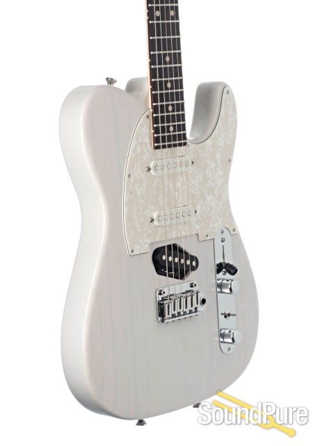 Anderson T Classic Hollow Translucent White 04-11-21A — image 3