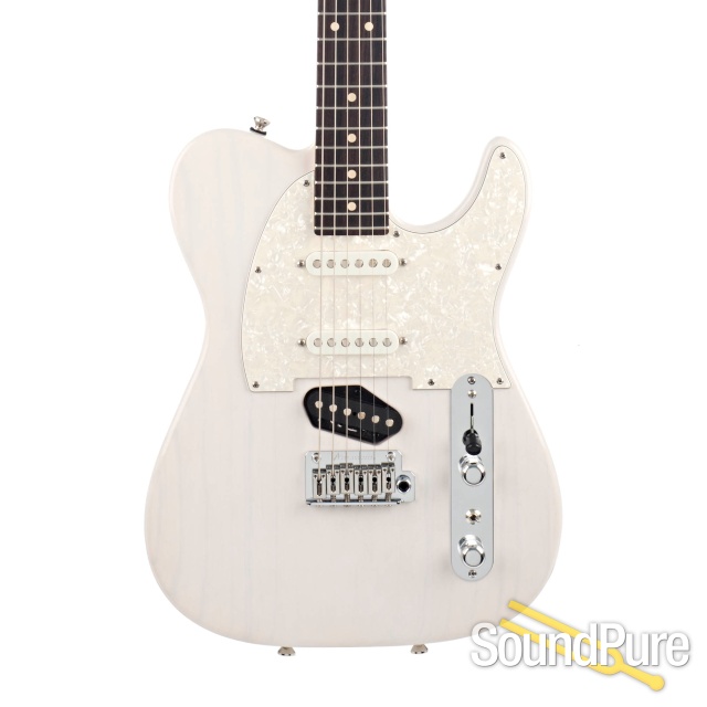 Anderson T Classic Hollow Translucent White 04-11-21A — image 1