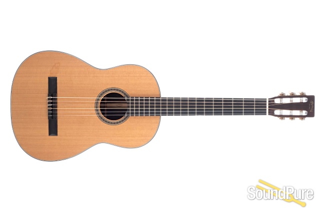 Martin Custom Shop N-20 Cedar/IRW Nylon #1972165 - Used — image 9