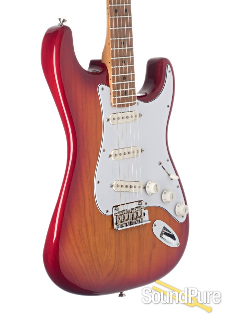 Fender American Pro Strat Aged Cherry #US19087554 - Used — image 3