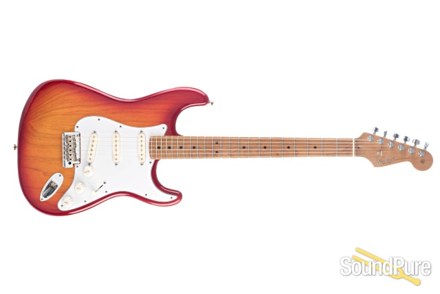 Fender American Pro Strat Aged Cherry #US19087554 - Used — image 8