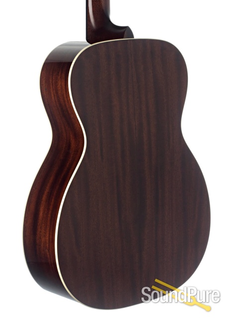 Bourgeois 00 "The Hogtop" Mahogany Acoustic #8709 - Used — image 2