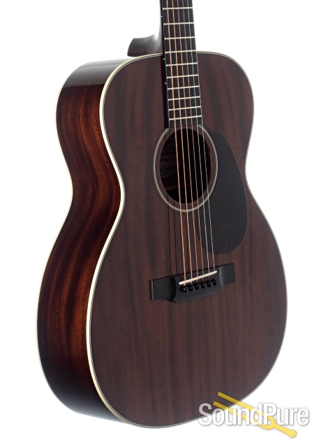 Bourgeois 00 "The Hogtop" Mahogany Acoustic #8709 - Used — image 3