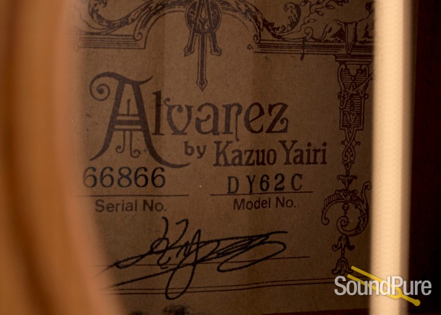 Alvarez Yairi DY-62C Cedar/Burled Mahogany #66866 - Used — image 2