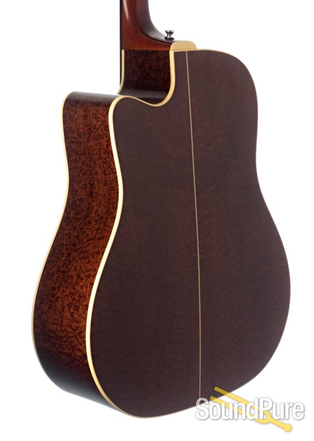 Alvarez Yairi DY-62C Cedar/Burled Mahogany #66866 - Used — image 3