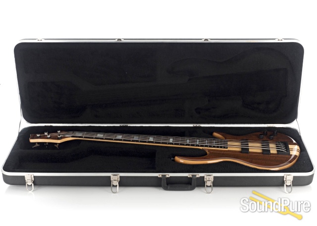 Carvin Icon 5 5-String Electric Bass #101808 - Used — image 4