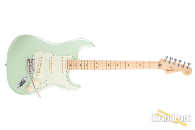 Fender Player Stratocaster Surf Pearl #MX18175534 - Used — image 8