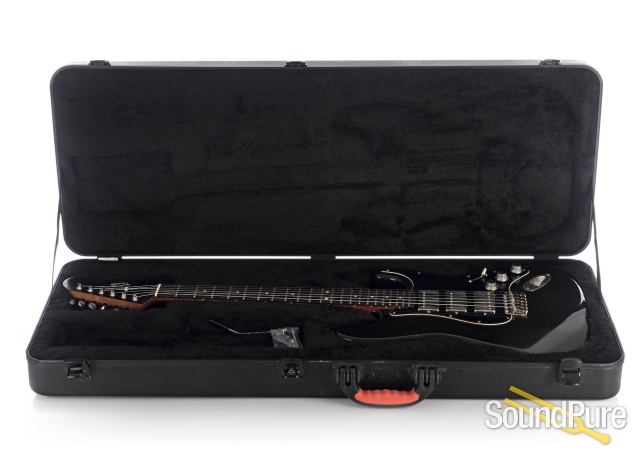 Verrilli Custom S-Style Black Electric Guitar - Used — image 4