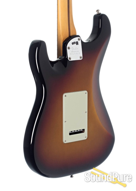 Fender American Ultra Stratocaster #US20051784 - Used — image 2