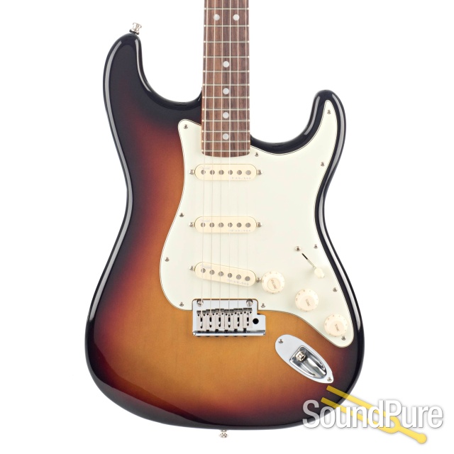 Fender American Ultra Stratocaster #US20051784 - Used — image 1