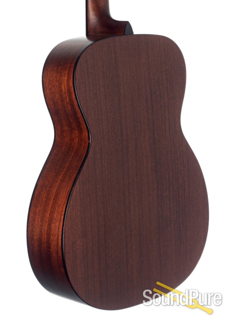 Eastman E2OM Cedar/Sapele Acoustic #M2103012 — image 2