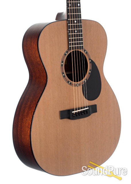 Eastman E2OM Cedar/Sapele Acoustic #M2103012 — image 3