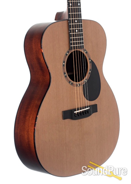 Eastman E2OM Cedar/Sapele Acoustic #M2103011 — image 3