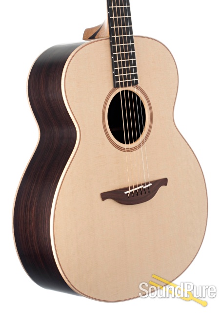 Lowden 0-32 Sitka/EIR Grand Concert Acoustic Guitar #24555 — image 3