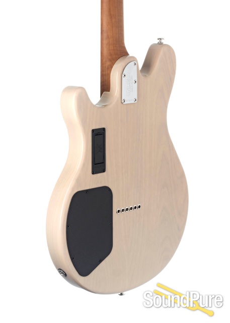 Ernie Ball MM Valentine Trans Butterscotch #G90691 - Used — image 2