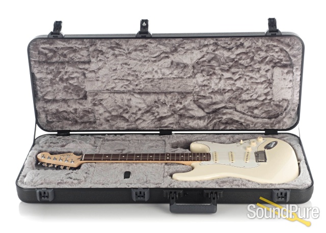 Fender American Pro Strat Olympic White #US19023551 - Used — image 4