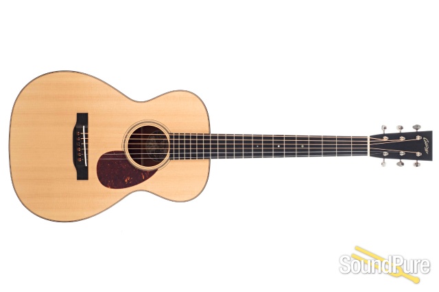 Collings 01 T Sitka/Mahogany Acoustic #28305 - Used — image 9