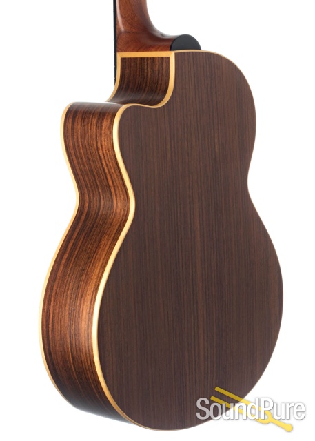 Lowden S-32J Alpine Spruce/IRW Acoustic/Nylon #12478 - Used — image 6