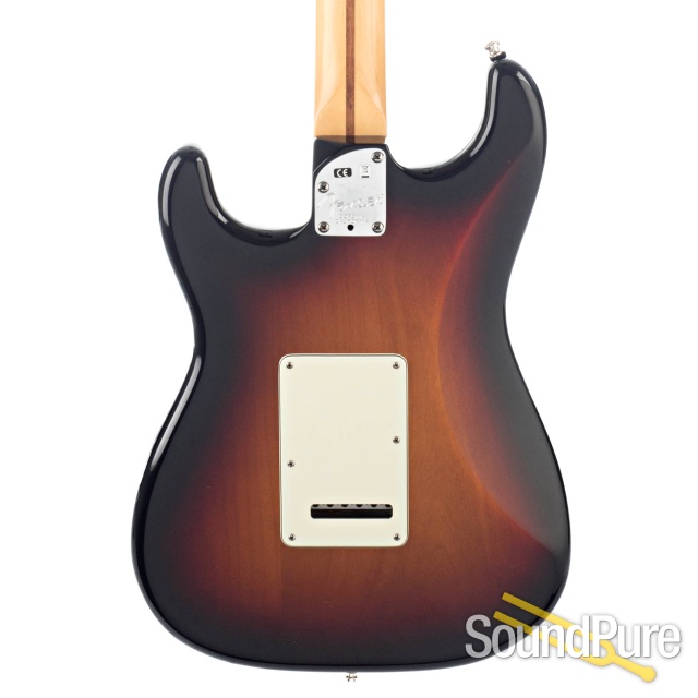 Fender Am Deluxe Strat 3-Color Sunburst #US15017896 - Used — image 9
